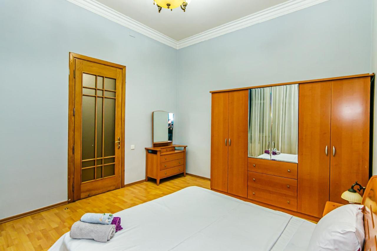 Rolls Royce Apartment Baky Esterno foto