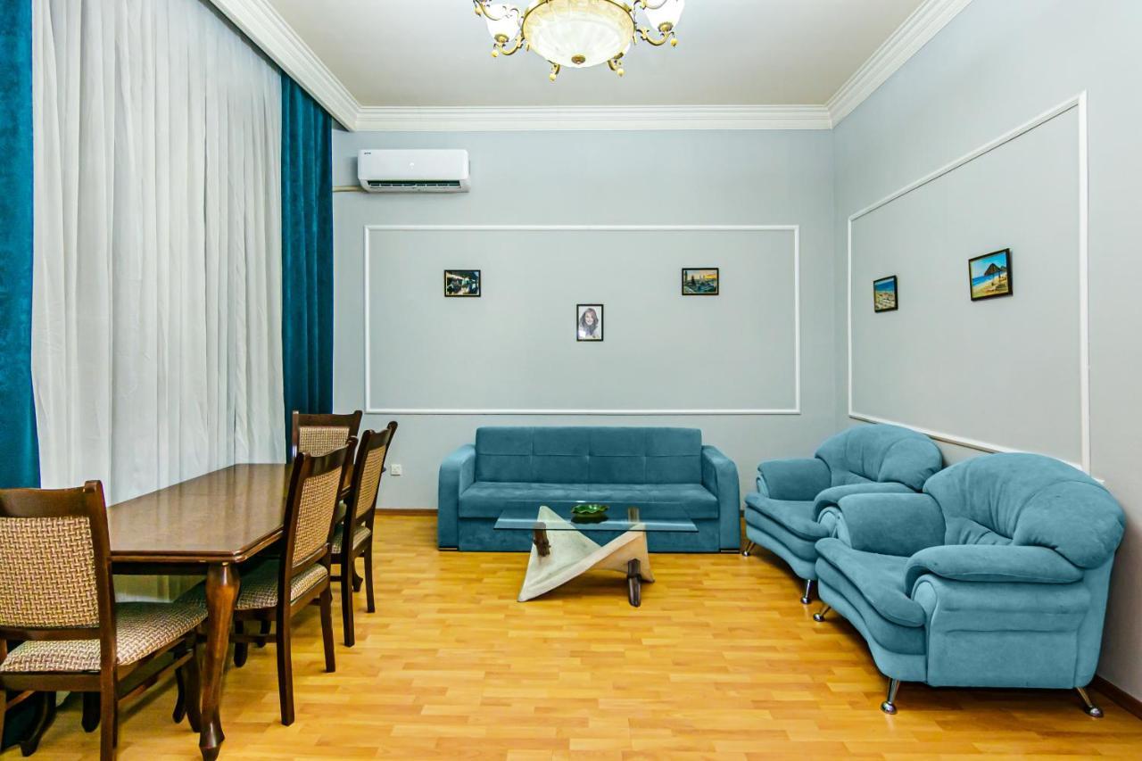 Rolls Royce Apartment Baky Esterno foto
