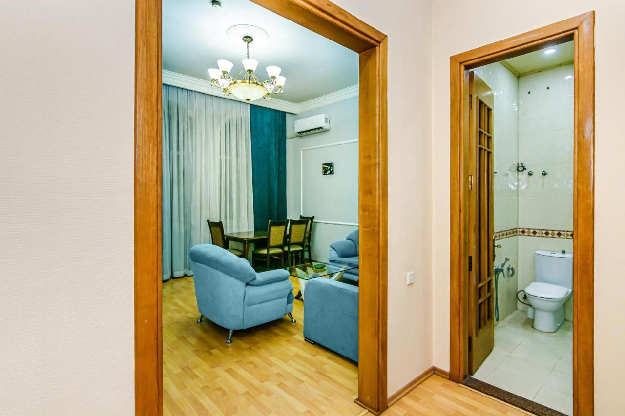 Rolls Royce Apartment Baky Esterno foto